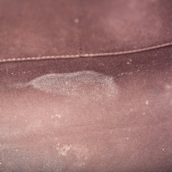 Authentic Louis Vuitton Vernis Monogram Amarante Brea MM Handbag - Picture 15 of 16